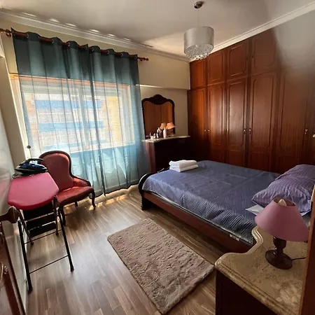 Spacieux Appartement Familial 3 Chambres A 15 Min De Lisbonne Apartman