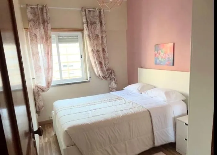 Spacieux Appartement Familial 3 Chambres À 15 min de Lisbonne * Povoa de Santo Adriao